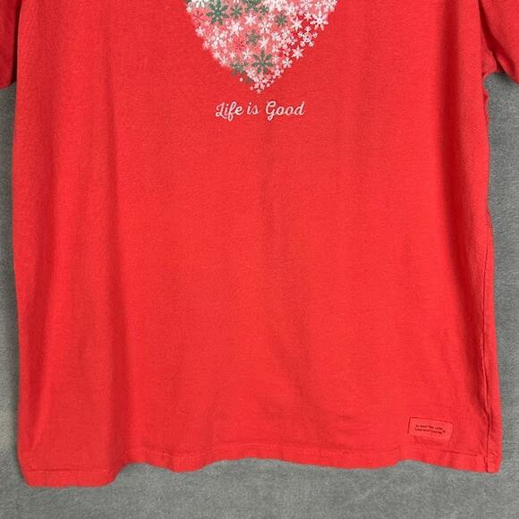 Life Is Good Top Women Large Red Crusher Tee Classic Fit Snowflake Heart Holiday - Picture 3 of 12